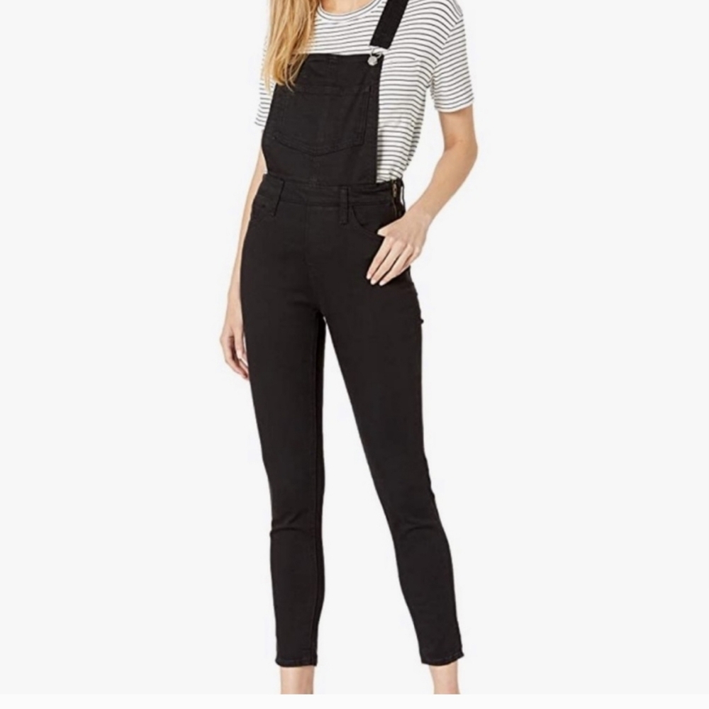 Levis Black Skinny Overalls